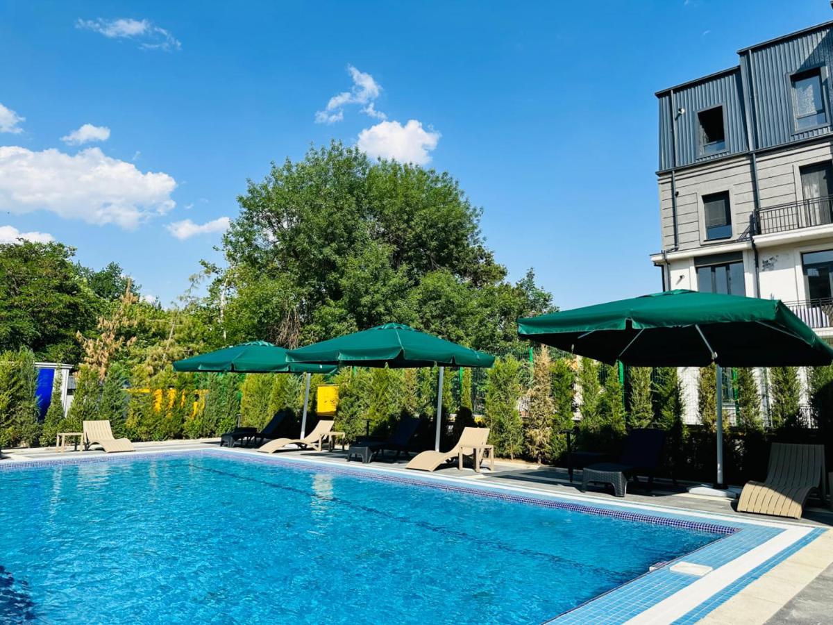 Rich Park Hotel Tashkent Esterno foto