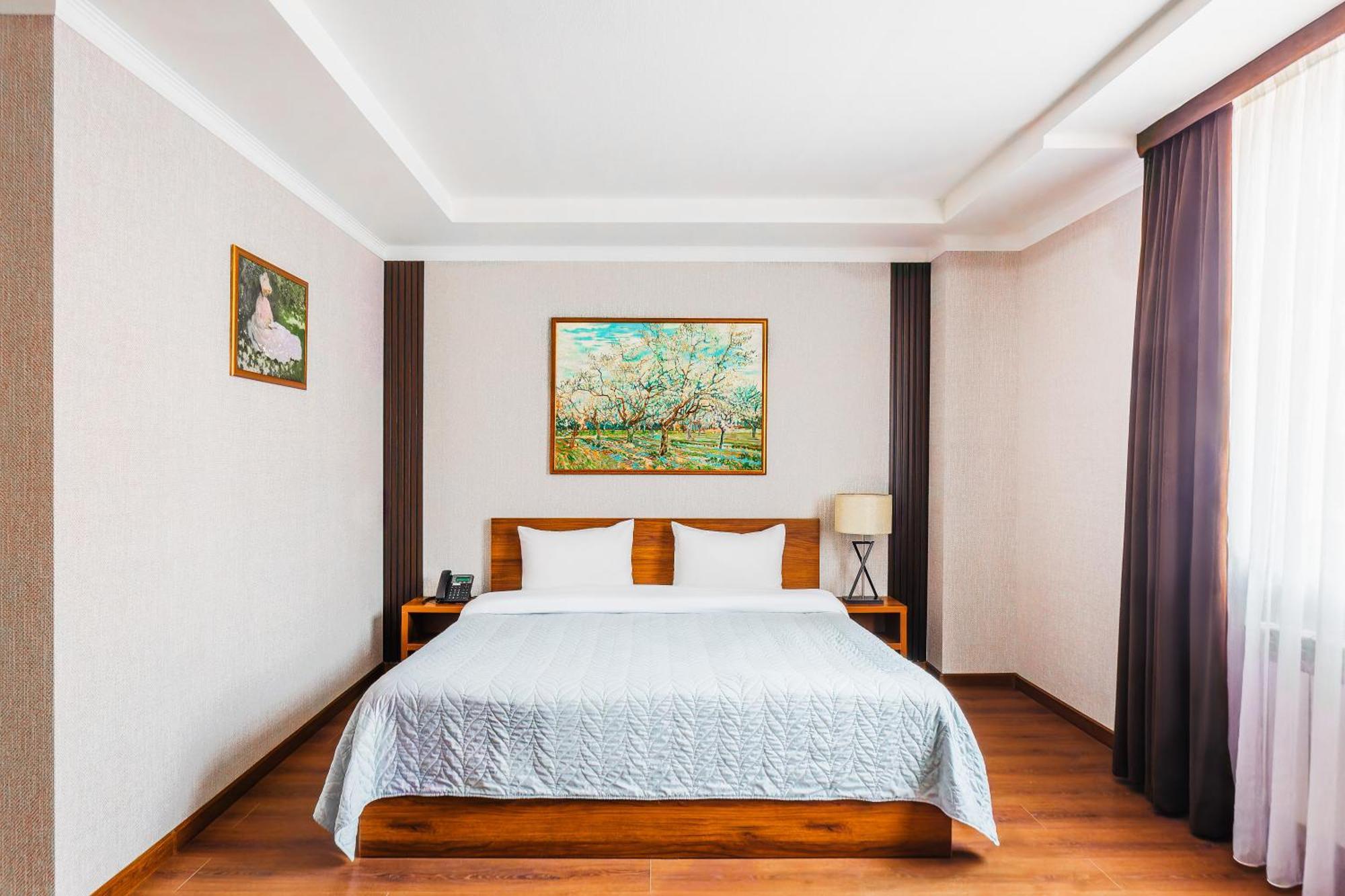Rich Park Hotel Tashkent Esterno foto