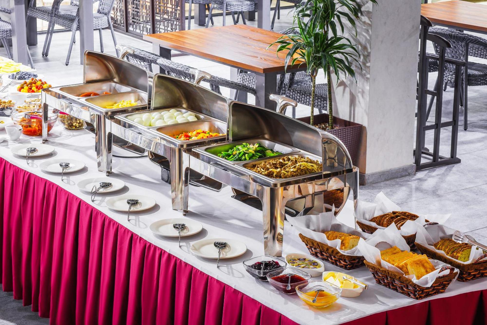 Rich Park Hotel Tashkent Esterno foto